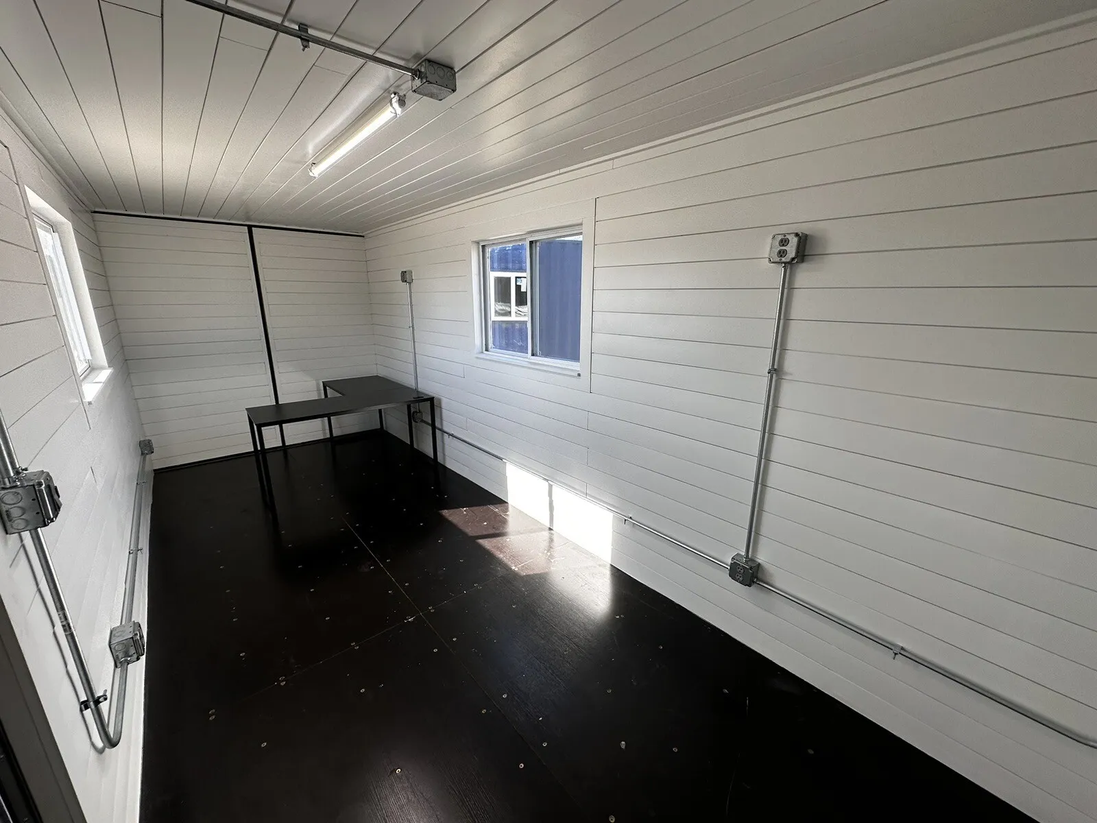 20 ft 20’ Slate Gray Shiplap 120V Shipping Container Office Minisplit view 2