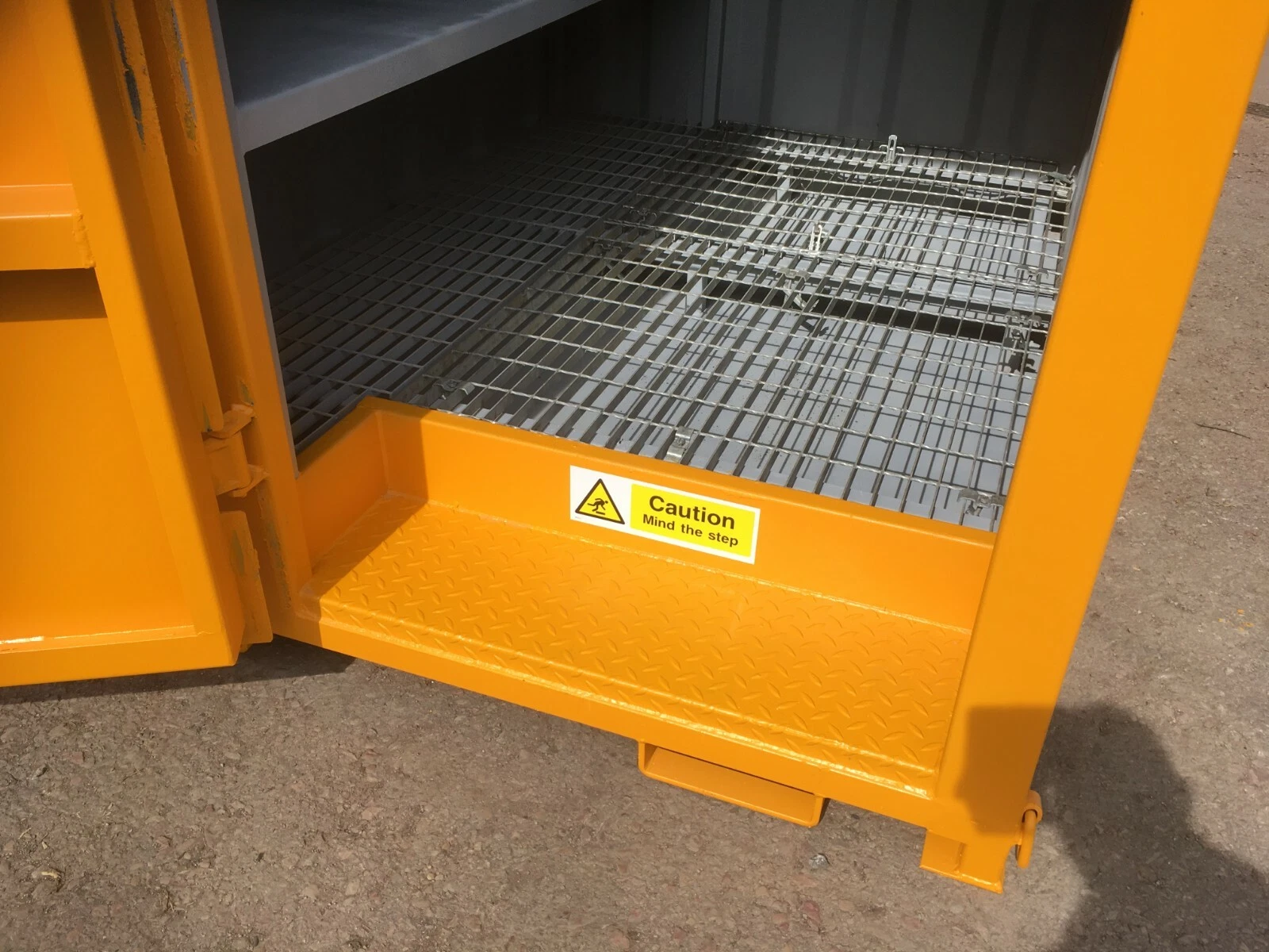 7ft x 5ft (2.2m x 1.6m) Secure Walk In Steel Chem store/Hazardous Material Store view 3