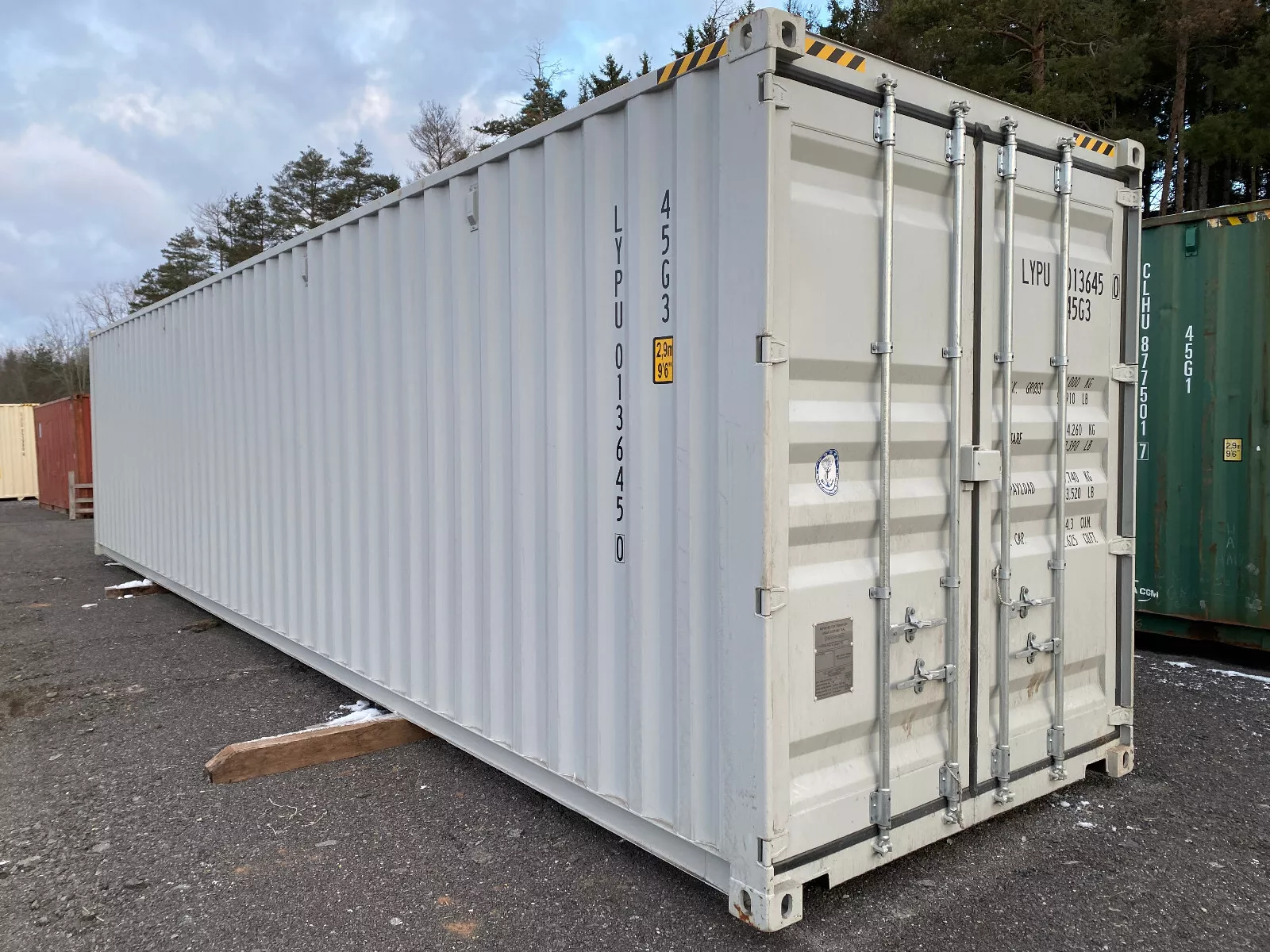 New 40′ One-Trip Shipping Container With Side Doors view 2
